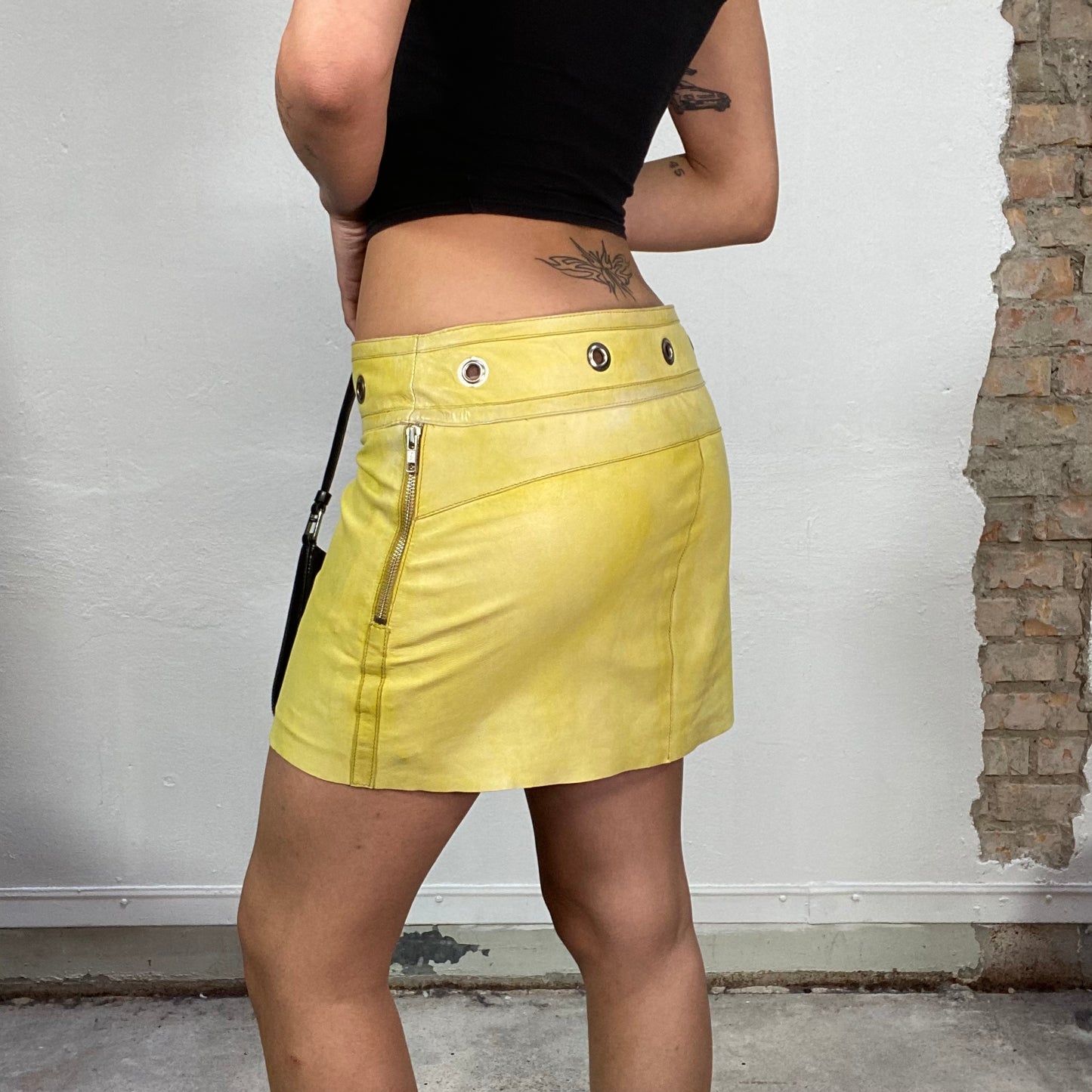 Vintage 2000's Downtown Girl Yellow Leather Mini Skirt with Eyelids Waistband (S/M)