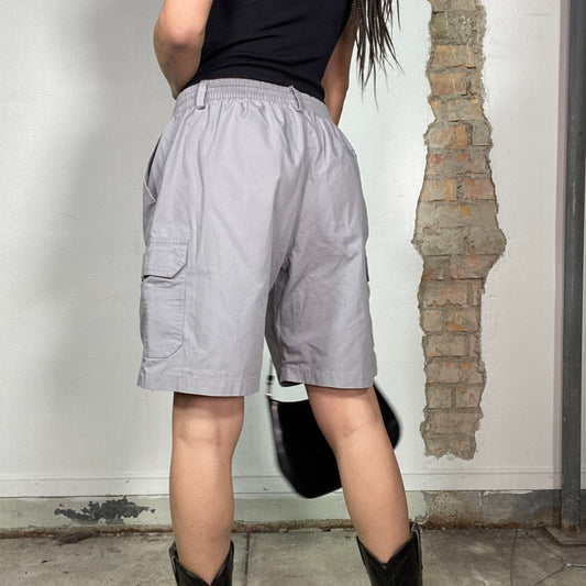 Vintage 2000's Cyber Grey Cargo Shorts with Belt Loops (M)