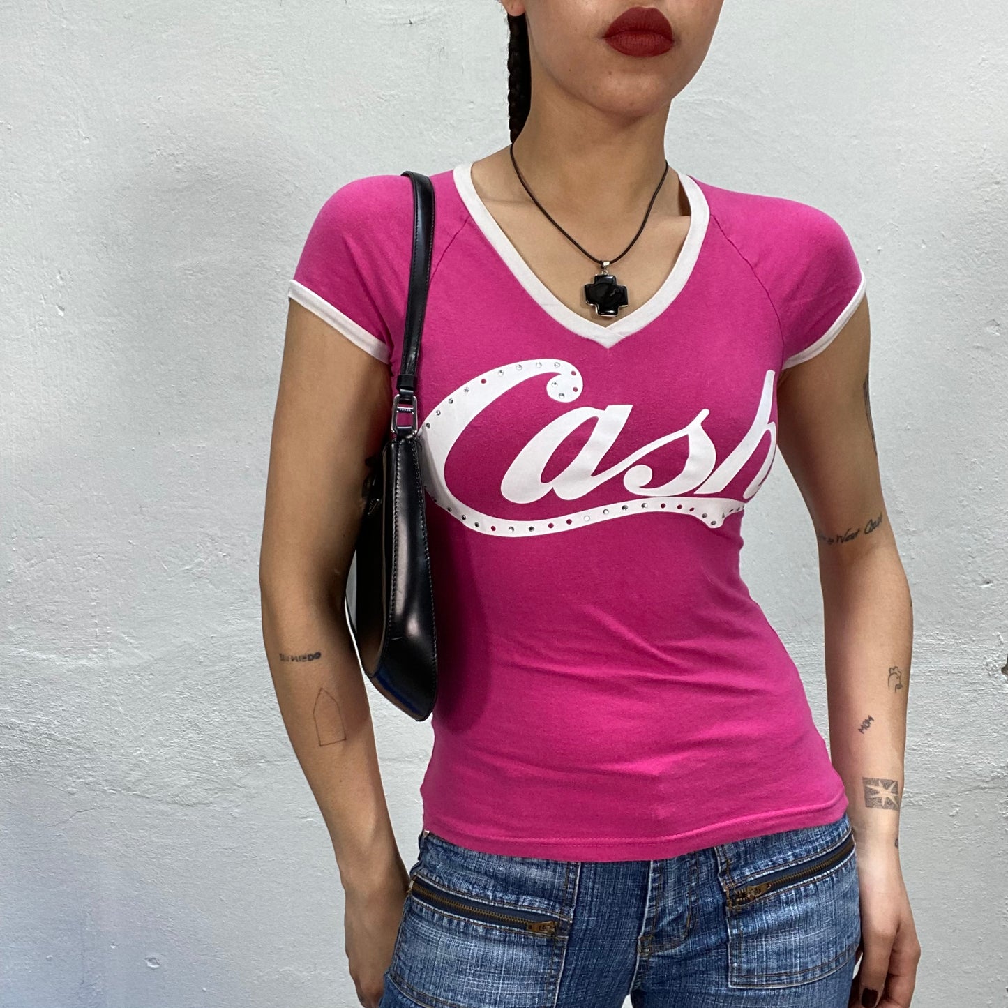 Vintage 2000's Funky Hot Pink V-Neck Shirt with 'Cash' Print (S)