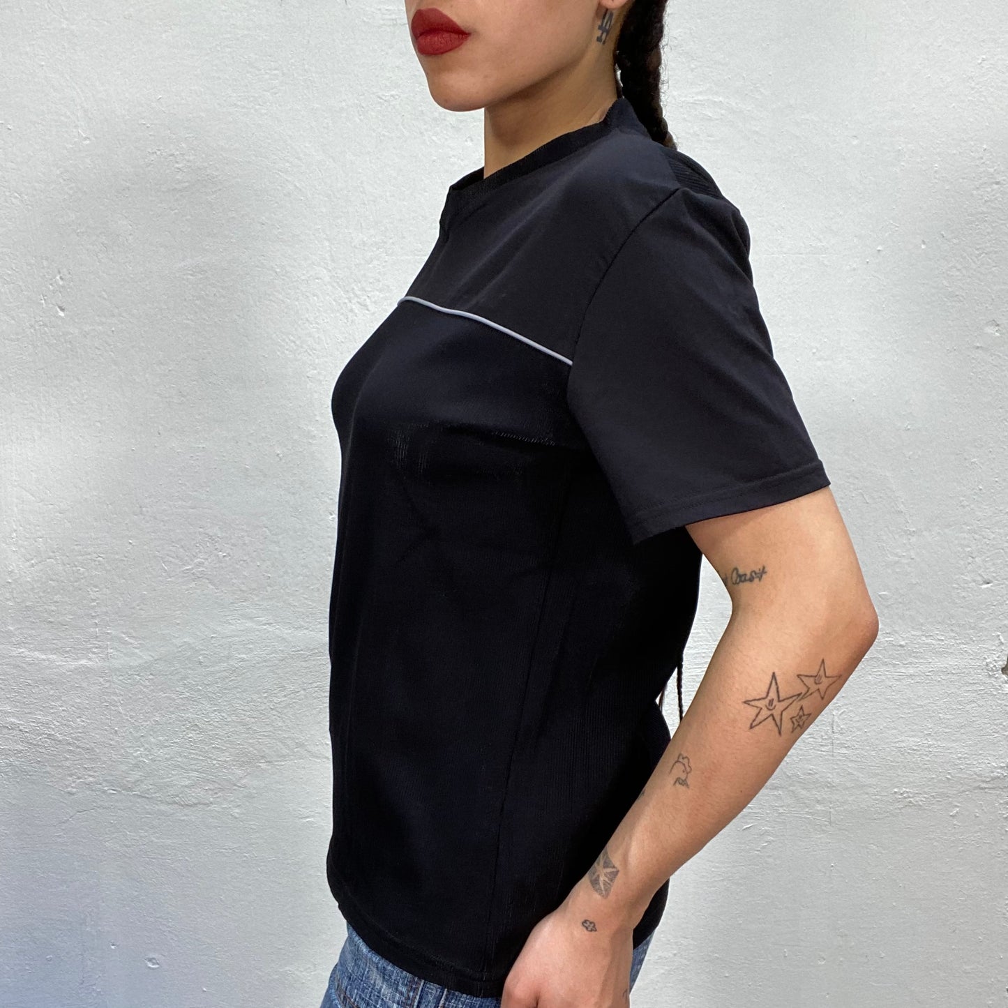 Vintage 2000's Sporty Black Tricot Shirt (S/M)