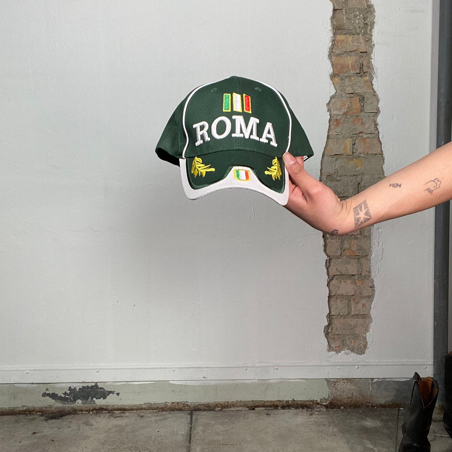 Vintage 2000's Sporty Green and White 'Roma' Hat