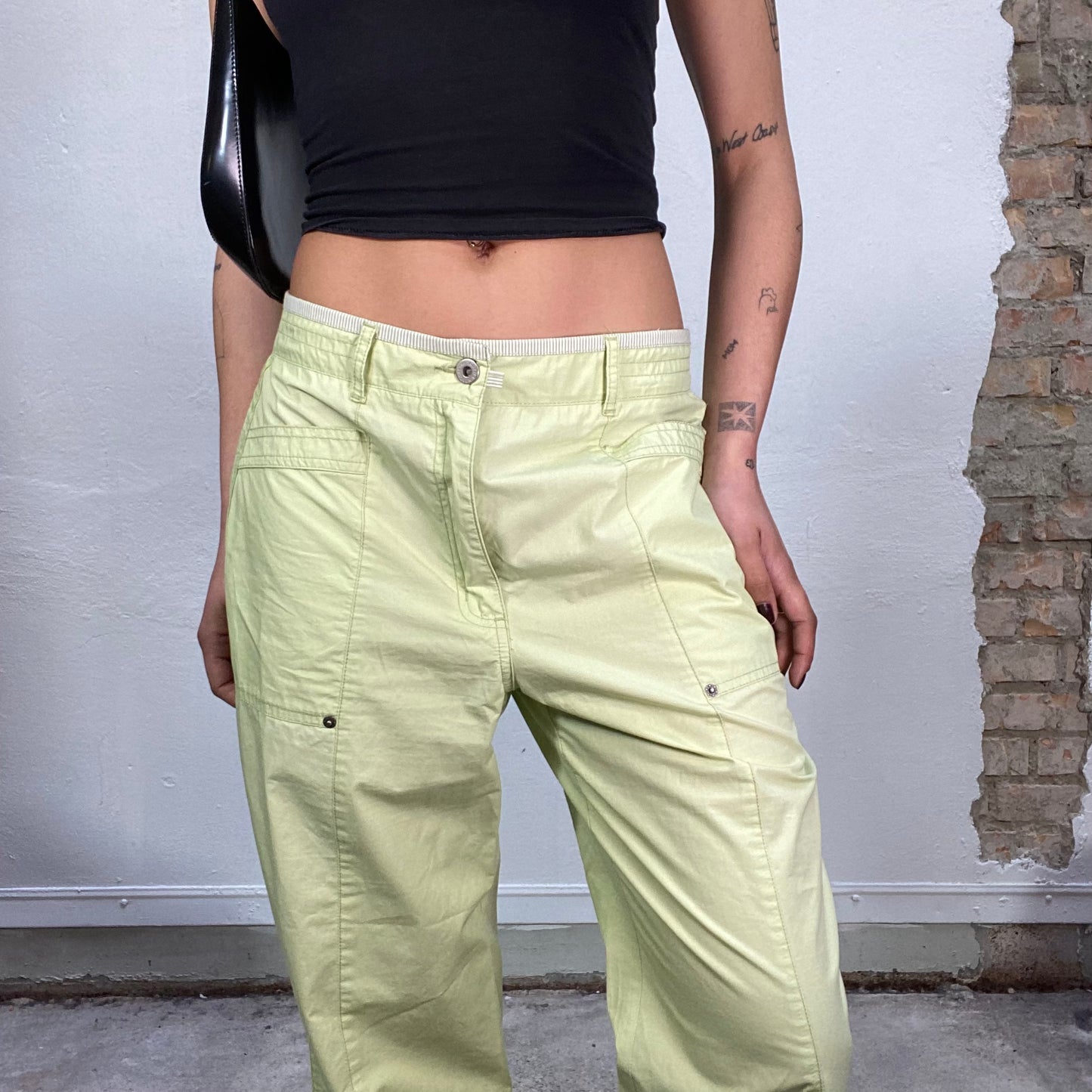 Vintage 2000's Streetstyle Lime Green Cargo Pants (M)