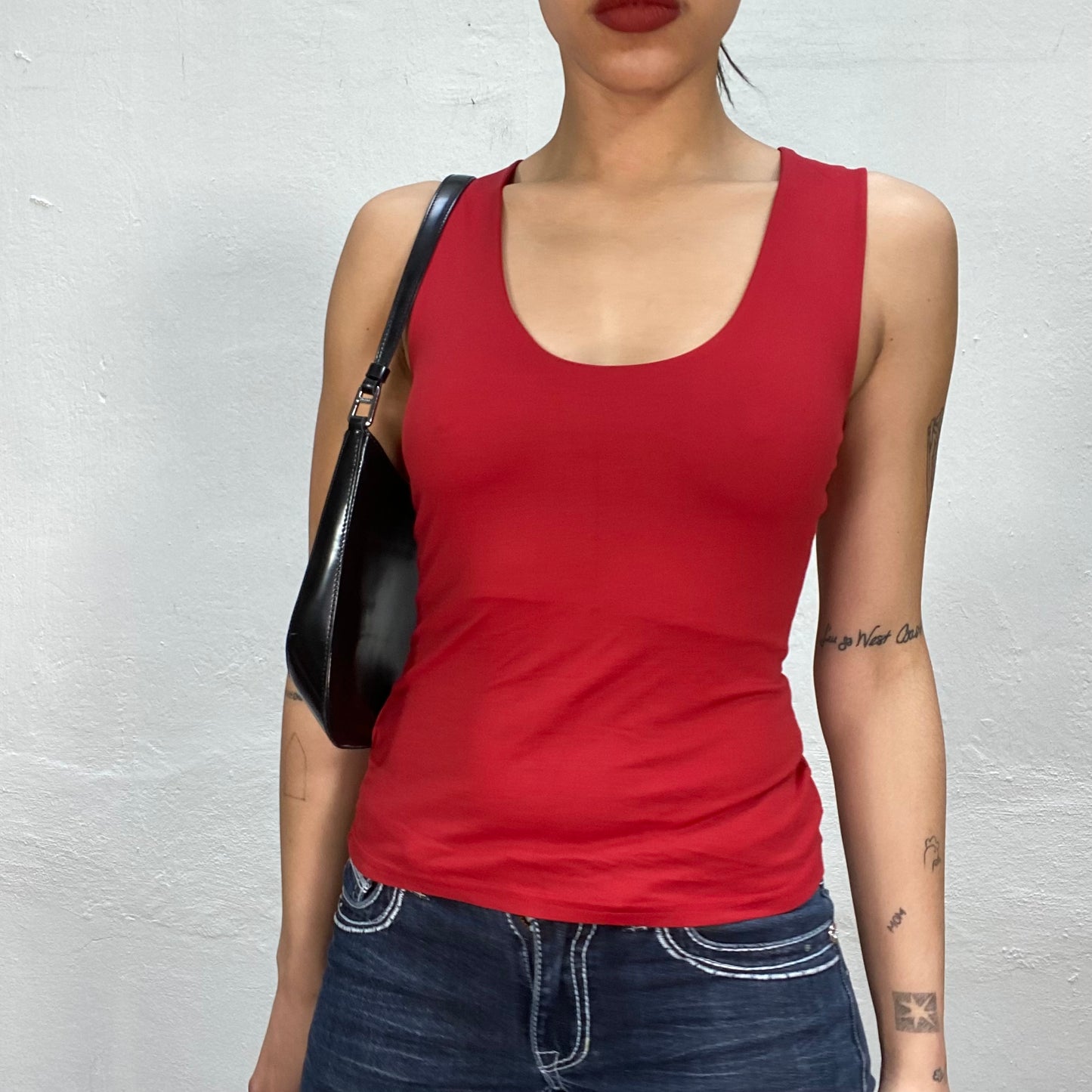 Vintage 2000's Model Off Duty Red Tank Top (S/M)