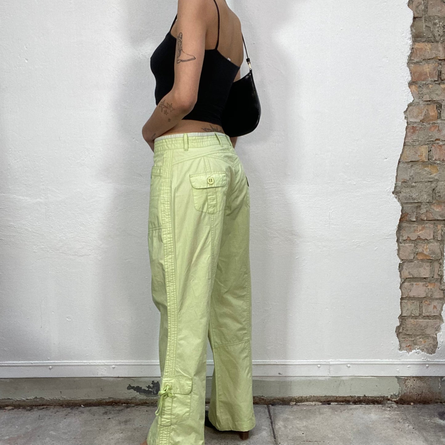 Vintage 2000's Streetstyle Lime Green Cargo Pants (M)