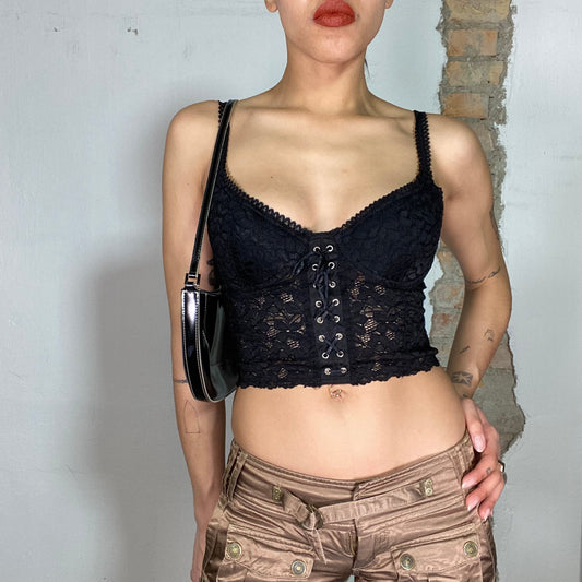 Vintage 2000's Gothic Lace Crop Corset with Lace Up Details (S)