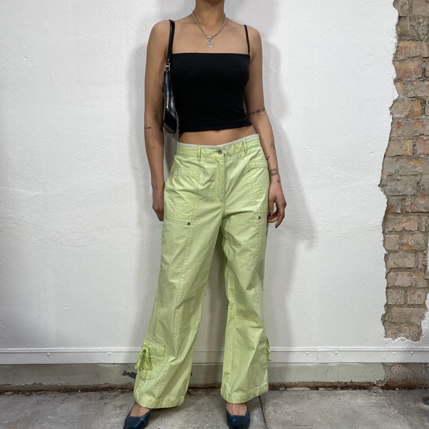 Vintage 2000's Streetstyle Lime Green Cargo Pants (M)