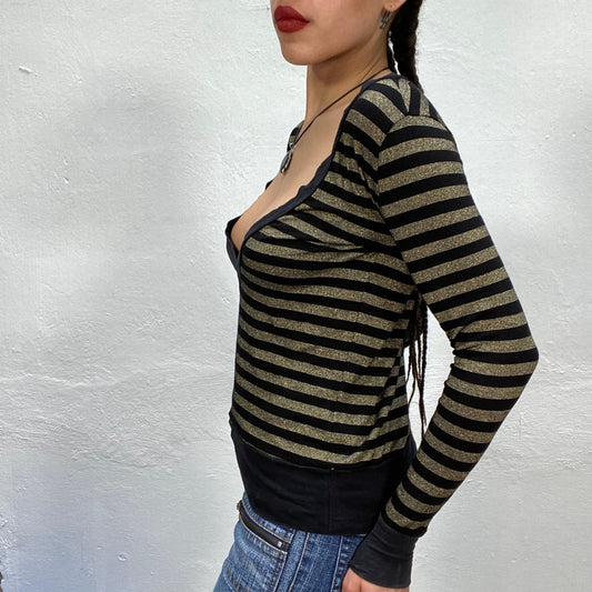 Vintage 2000's Sleaze Black and Gold Striped V-Neck Light Sweater (M)