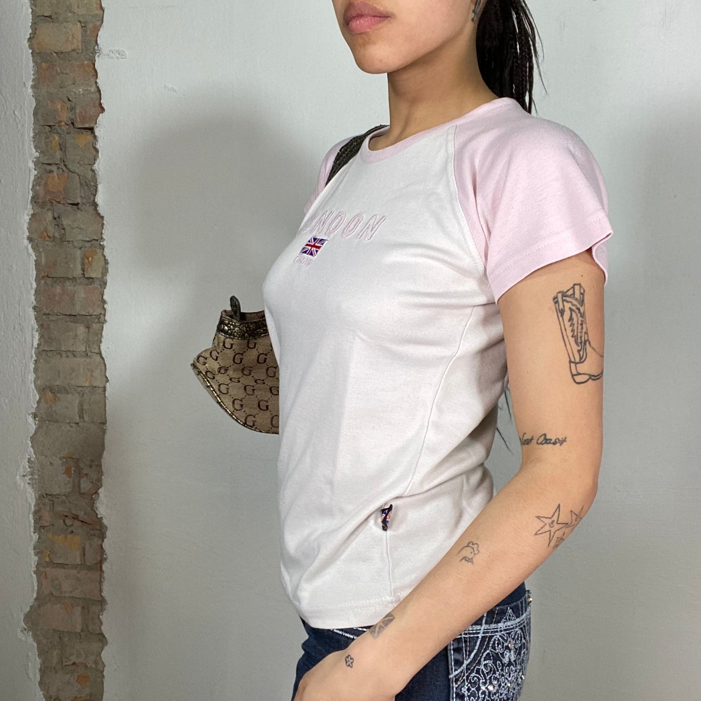 Vintage 2000's Downtown Girl White 'London' Shirt with Pink Sleeves (S)