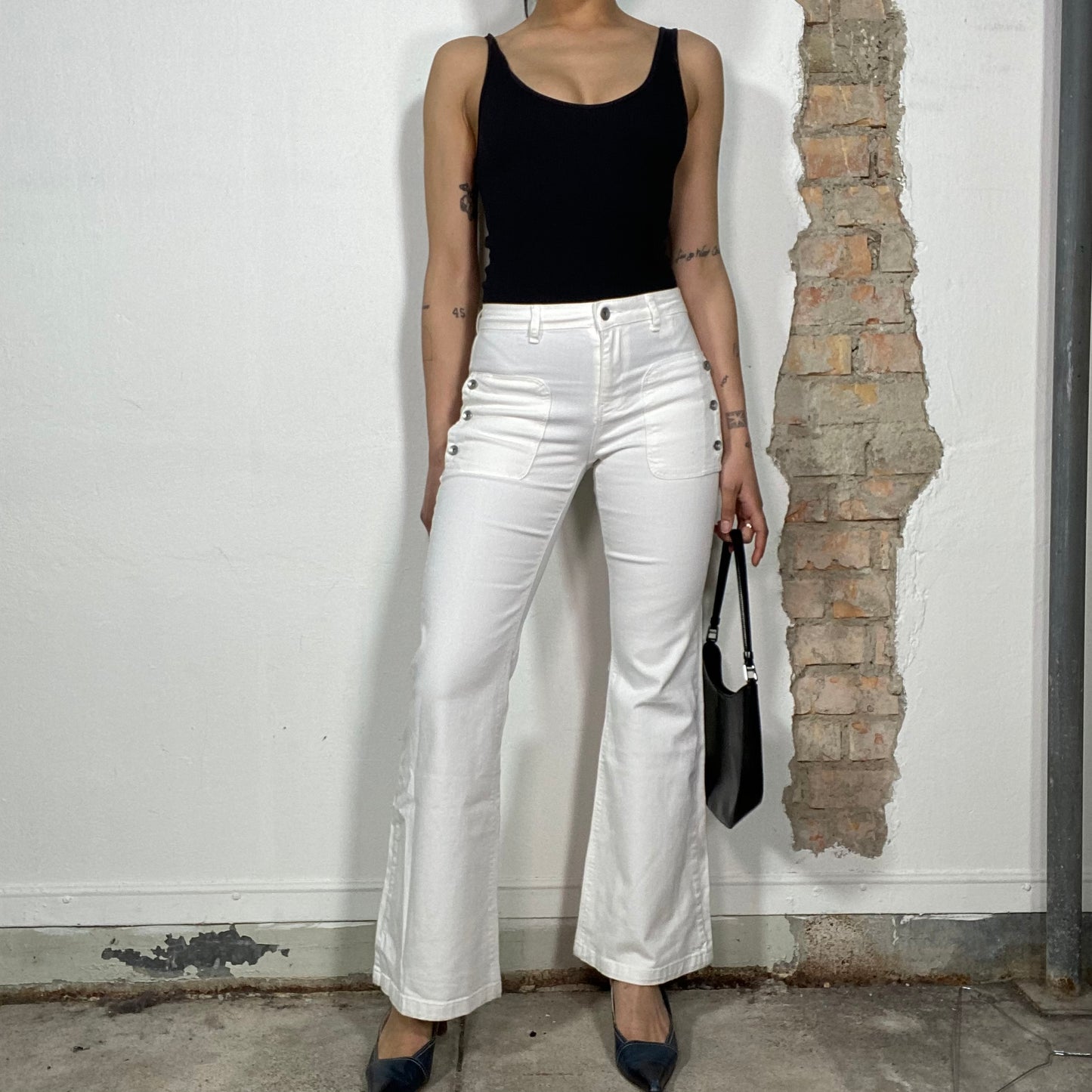 Vintage 90's Model Off Duty White Flared Pants with Side Pockets (S)