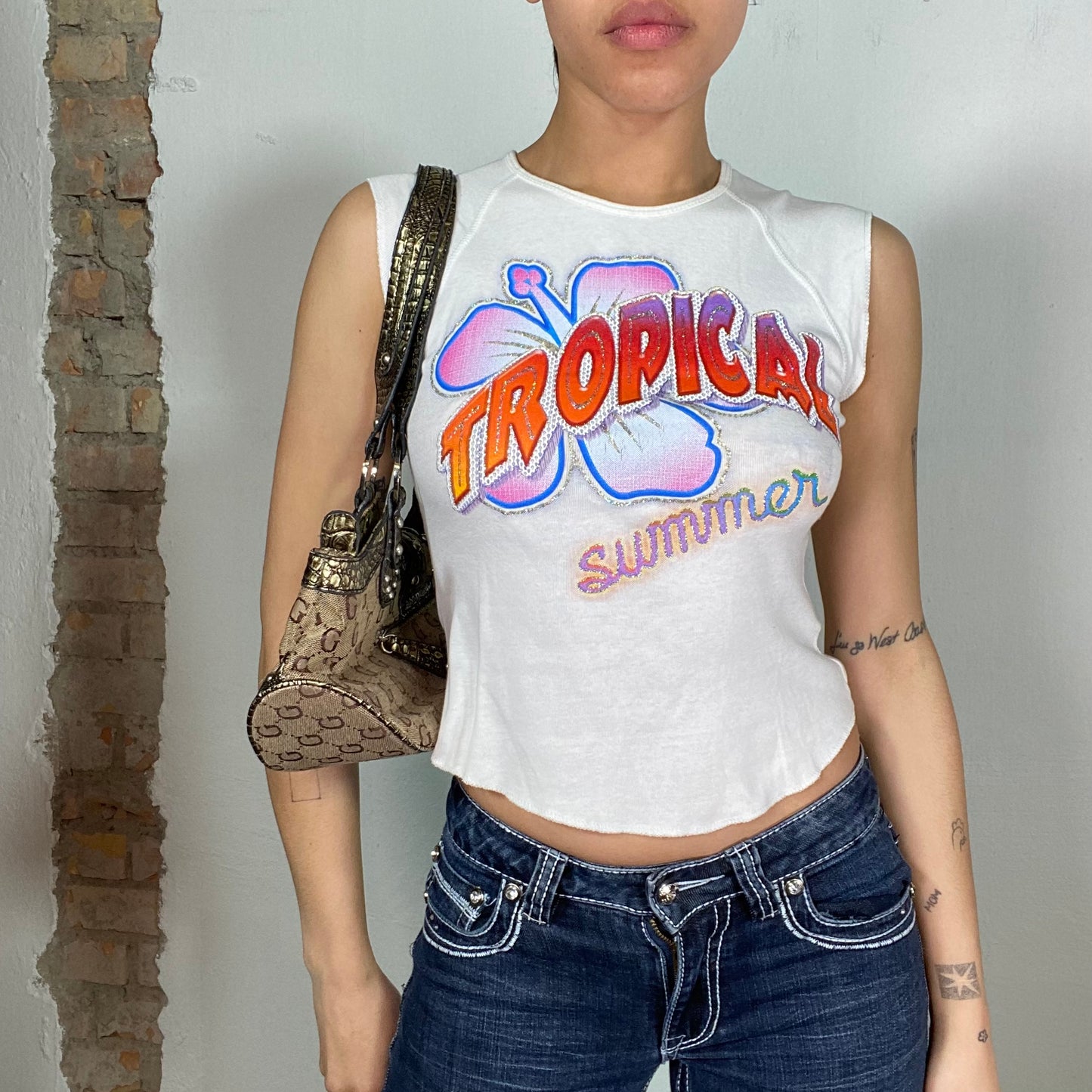 Vintage 2000's Downtown Girl Whit 'Tropical Summer' Baby Tee (S)