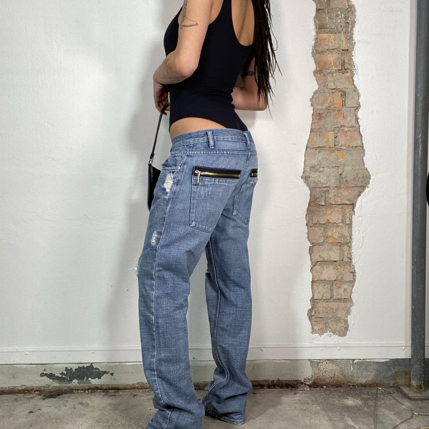 Vintage 90's Streetstyle Light Wash Distressed Straight Leg Jeans (M)