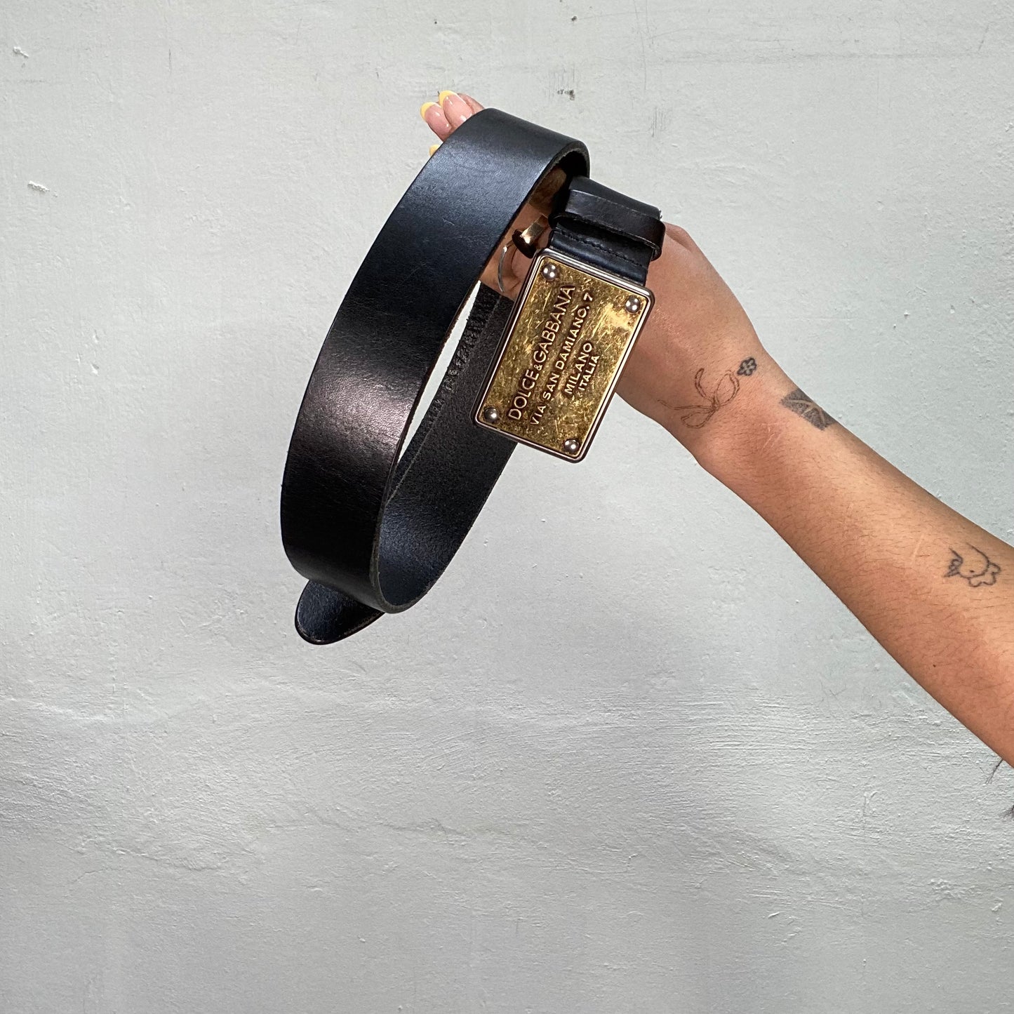 Vintage 2000's Dolce Cabana Black Leather Belt with Golden Chunky Buckle