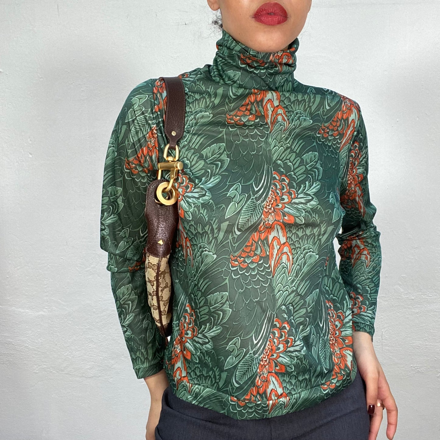 Vintage 2000's Funky Green Turtleneck with Leave Print and Orange Details (M/L)