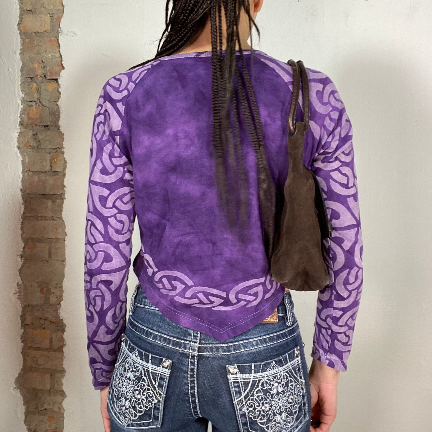 Vintage 2000's Indie Purple Longsleeve with Gothic Cable Knit Print (S/M)