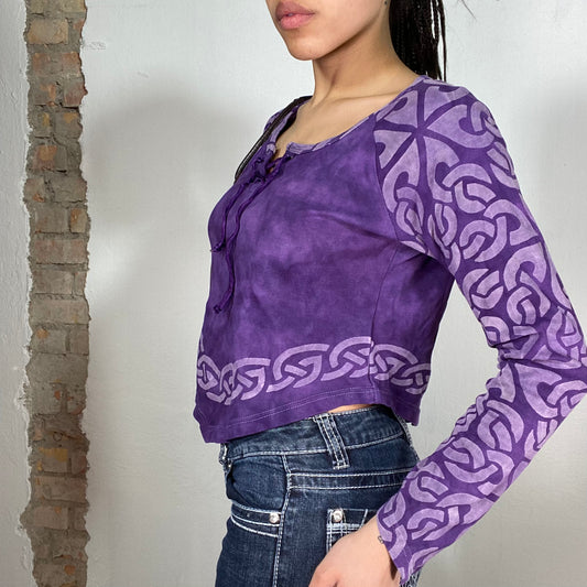 Vintage 2000's Indie Purple Longsleeve with Gothic Cable Knit Print (S/M)