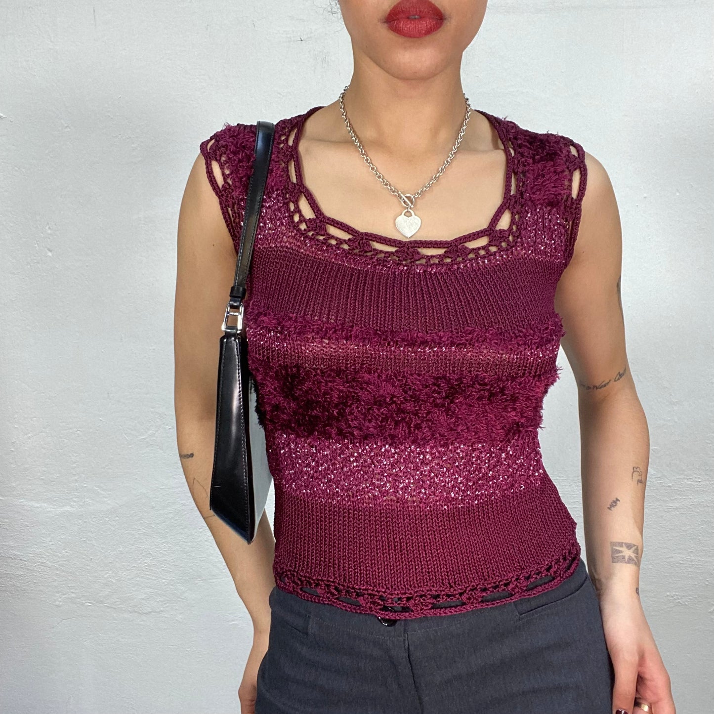 Vintage 90's Streetwear Dark Red Knit Top with Fuzzy Stripes (S)