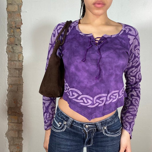 Vintage 2000's Indie Purple Longsleeve with Gothic Cable Knit Print (S/M)