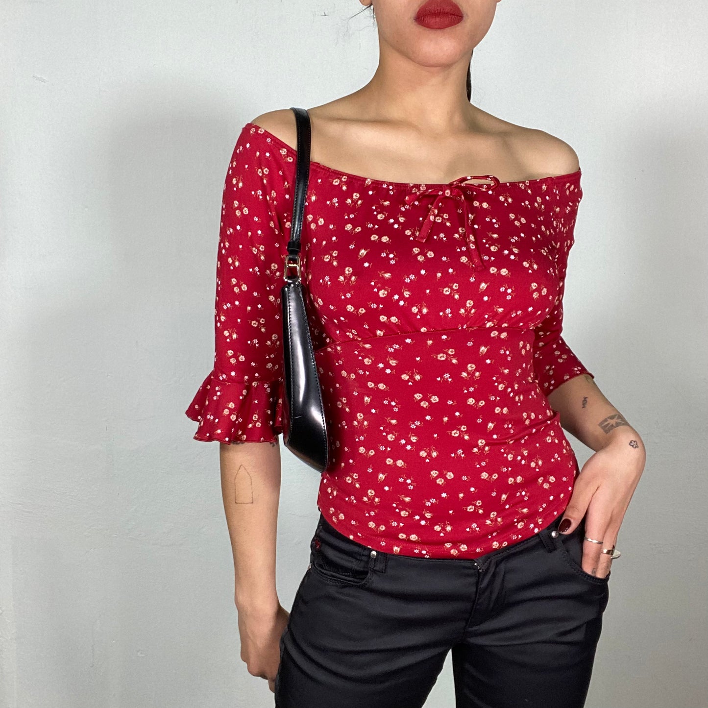 Vintage 2000's Cottage Red Floral Off Shoulder Midi Sleeve Top (S)