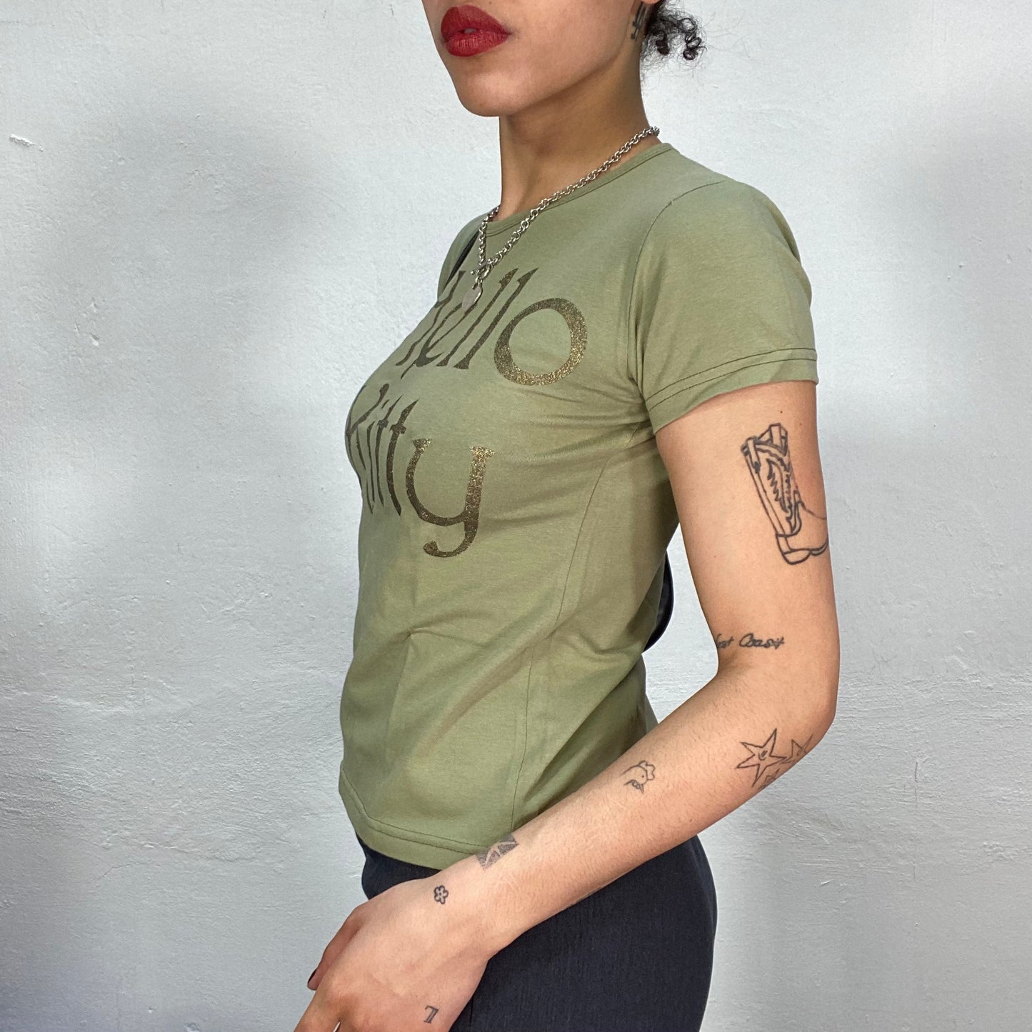 Vintage 2000's Hello Kitty khaki Baby Tee with 'Hello Kitty' Print (S/M)