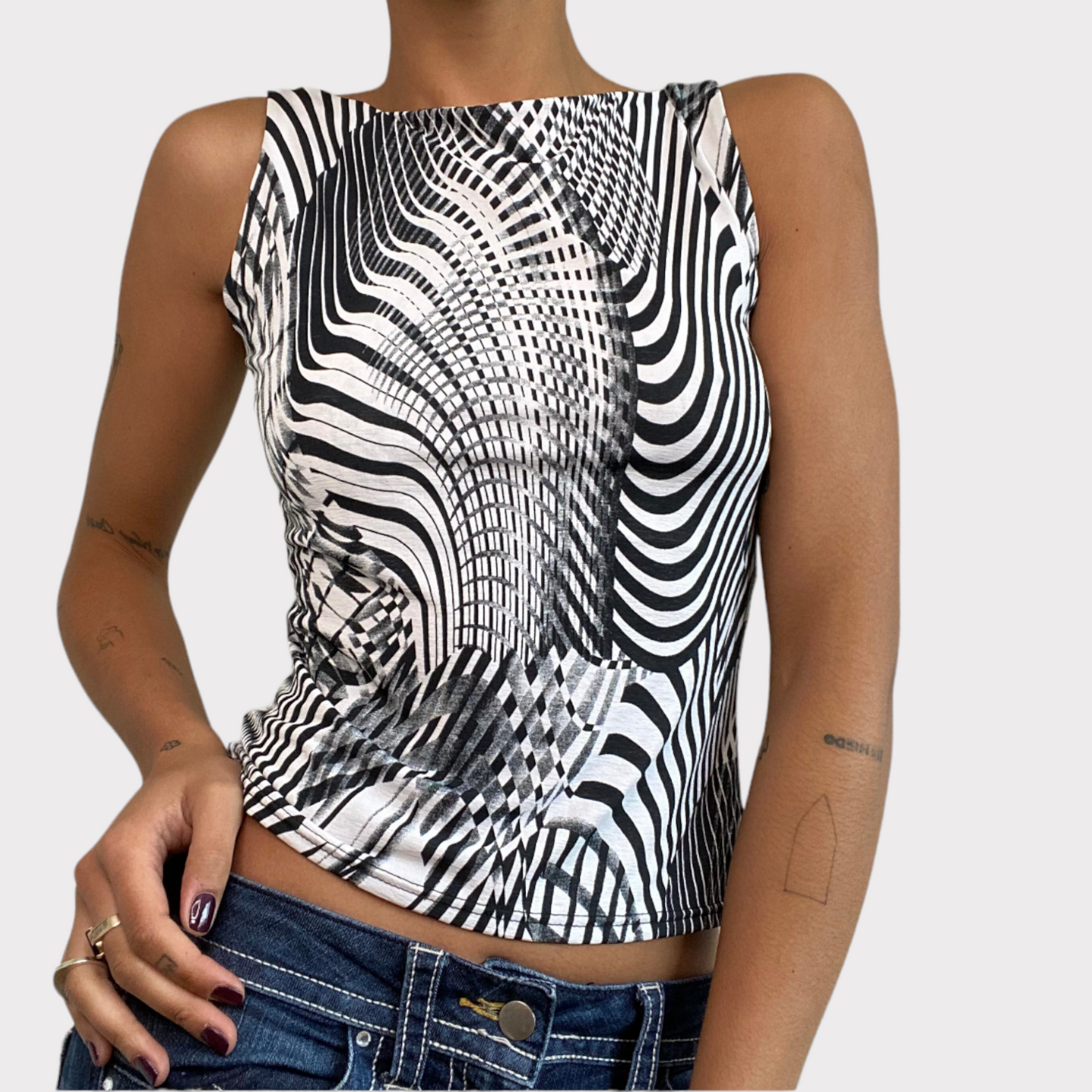 Vintage 90's Funky Black and White Psychedelic Print Top (S/M)